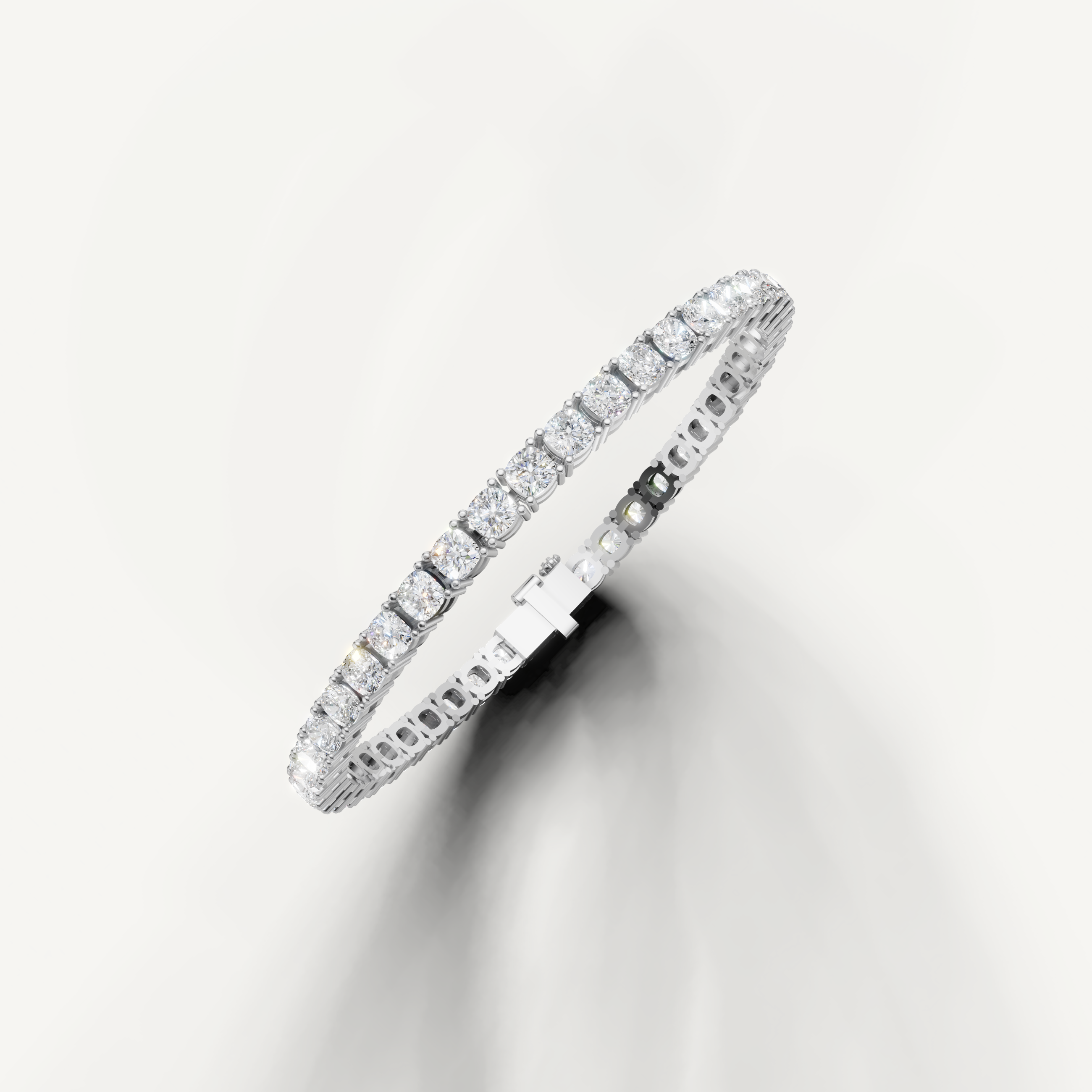 White gold luxury tennis bracelet with sparkling diamonds