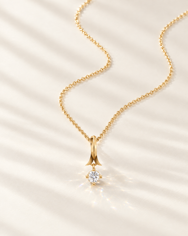 Lab-grown diamond drop pendant necklace in yellow gold