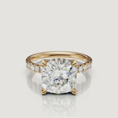 Cushion Cut Lab Grown Diamond Ring Video in 14K Yellow Gold – Raul Diamonds