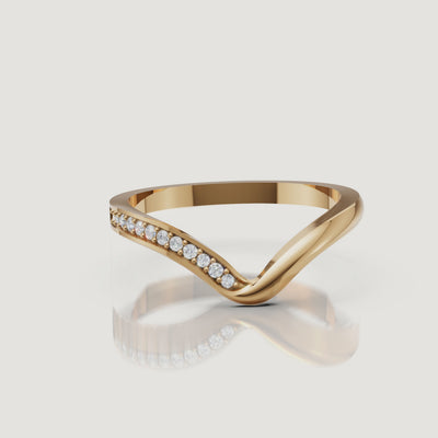 Yellow gold baguette diamond wedding band video by Raul Diamonds