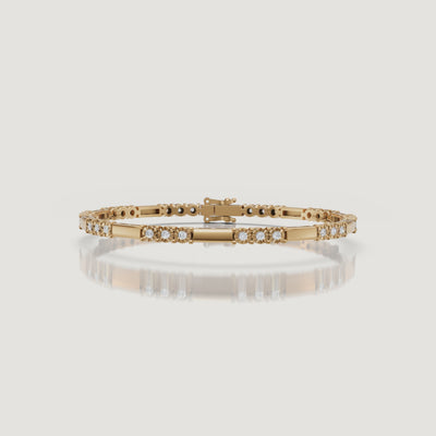 Luxury yellow gold diamond bracelet video by Raul Diamonds featuring sparkling lab grown diamonds, elegant wrist movement, cinematic macro close-ups, warm luxury lighting, and premium fine jewelry styling for a timeless modern look